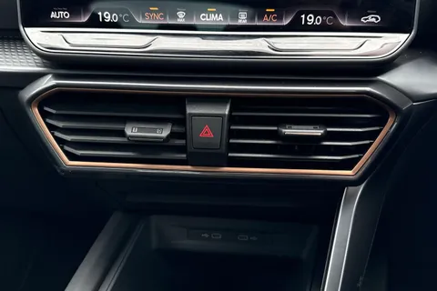 DC25RVY CUPRA Formentor 1.5 eTSI V1 DSG Euro 6 (s/s) 5dr Thumbnail #21