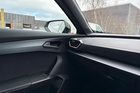 DC25RVY CUPRA Formentor 1.5 eTSI V1 DSG Euro 6 (s/s) 5dr Thumbnail #31