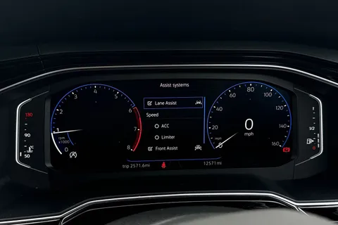 MD23HJJ Volkswagen Polo 1.0 TSI R-Line 5dr **17' BERGAMO ALLOYS, MOBILE PHONE CHARGING** Thumbnail #36