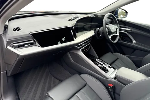  Audi Q5 2.0 TFSI Sport S Tronic quattro Euro 6 (s/s) 5dr Thumbnail #14