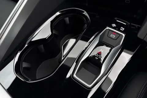  Audi Q5 2.0 TFSI Sport S Tronic quattro Euro 6 (s/s) 5dr Thumbnail #22