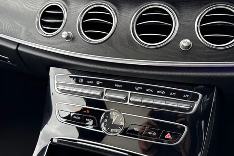 KX17OCE Mercedes-Benz E Class E220d AMG Line Premium 4dr 9G-Tronic Thumbnail #19