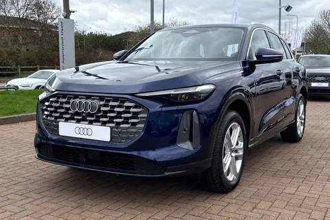  Audi Q5 2.0 TFSI Sport S Tronic quattro Euro 6 (s/s) 5dr Thumbnail #25