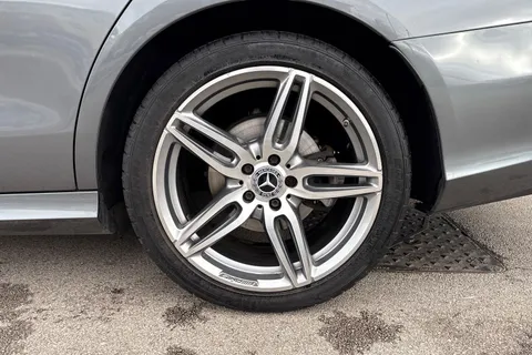 KX17OCE Mercedes-Benz E Class E220d AMG Line Premium 4dr 9G-Tronic Thumbnail #24
