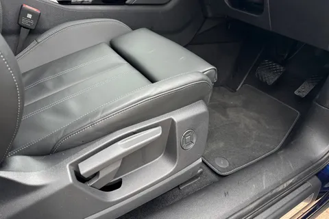  Audi Q5 2.0 TFSI Sport S Tronic quattro Euro 6 (s/s) 5dr Thumbnail #42