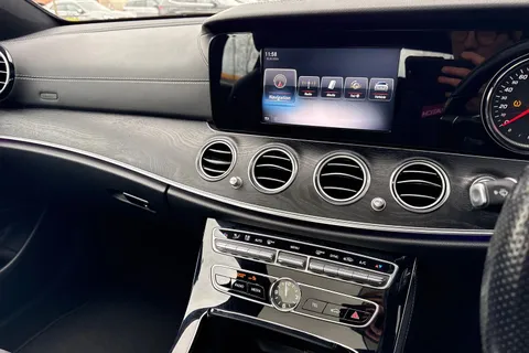 KX17OCE Mercedes-Benz E Class E220d AMG Line Premium 4dr 9G-Tronic Thumbnail #42