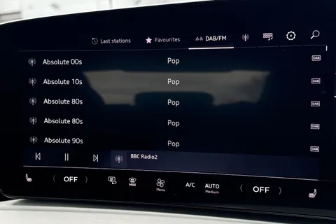  Audi Q5 2.0 TFSI Sport S Tronic quattro Euro 6 (s/s) 5dr Thumbnail #52