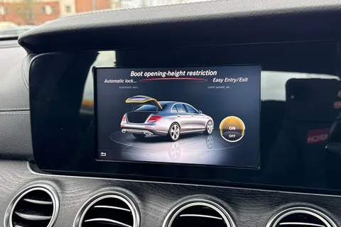 KX17OCE Mercedes-Benz E Class E220d AMG Line Premium 4dr 9G-Tronic Thumbnail #47