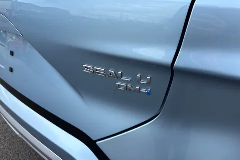  BYD Seal U 1.5 DM-i 18.3kWh Design CVT Auto AWD Euro 6 (s/s) 5dr Thumbnail #33