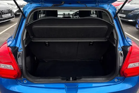 SE18OFW Suzuki Swift 1.2 Dualjet SHVS SZ5 ALLGRIP 5dr Thumbnail #9