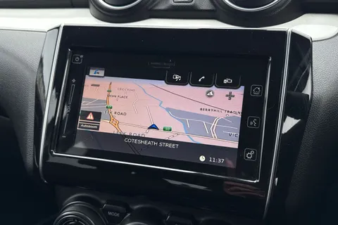 SE18OFW Suzuki Swift 1.2 Dualjet SHVS SZ5 ALLGRIP 5dr Thumbnail #11