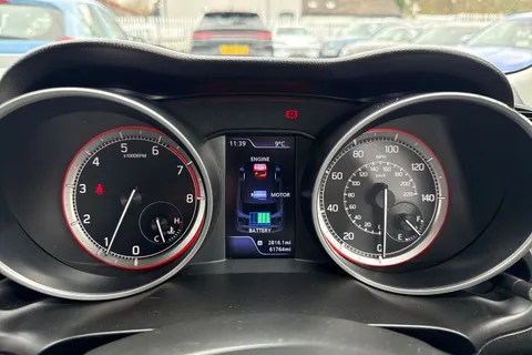 SE18OFW Suzuki Swift 1.2 Dualjet SHVS SZ5 ALLGRIP 5dr Thumbnail #32