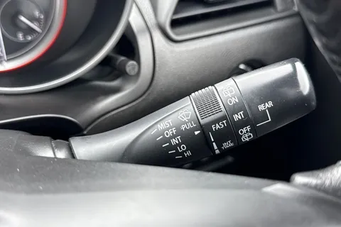 SE18OFW Suzuki Swift 1.2 Dualjet SHVS SZ5 ALLGRIP 5dr Thumbnail #37