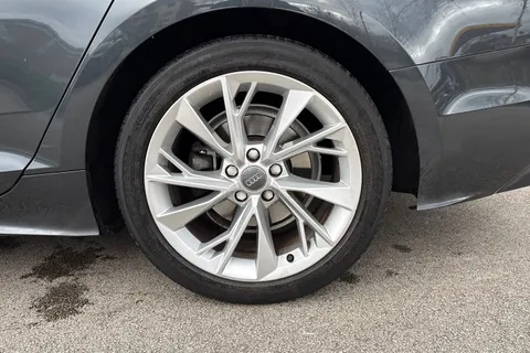 13 of 64 for Audi A5 2.0 TDI 35 Sport Sportback S Tronic Euro 6 (s/s) 5dr