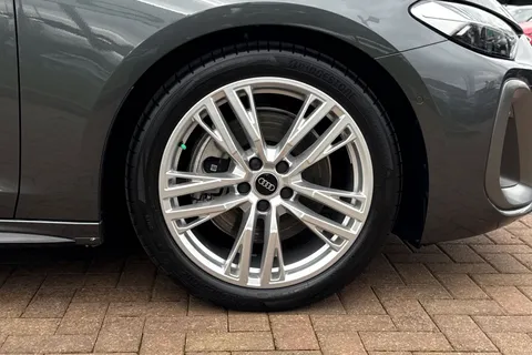 Audi A5 Avant 2.0 TDI S line S Tronic Euro 6 (s/s) 5dr Thumbnail #11