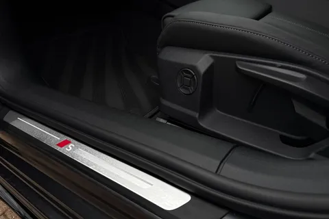 Audi A5 Avant 2.0 TDI S line S Tronic Euro 6 (s/s) 5dr Thumbnail #32