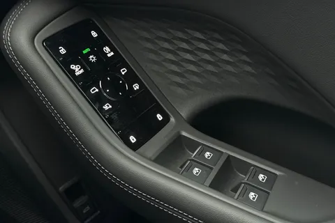 Audi A5 Avant 2.0 TDI S line S Tronic Euro 6 (s/s) 5dr Thumbnail #43