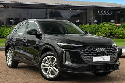  Audi Q5 2.0 TDI Sport S Tronic quattro Euro 6 (s/s) 5dr Thumbnail #1