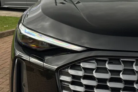  Audi Q5 2.0 TDI Sport S Tronic quattro Euro 6 (s/s) 5dr Thumbnail #53