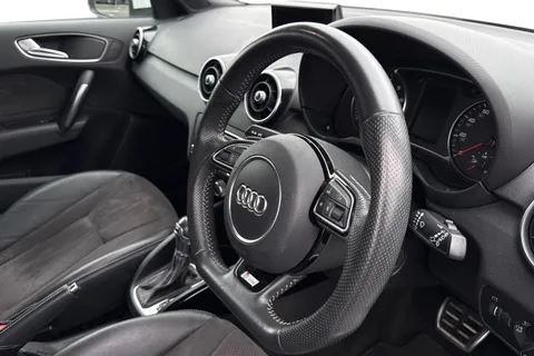 8 of 67 for Audi A1 Black Edition Nav 1.4 TFSI 125 PS S tronic