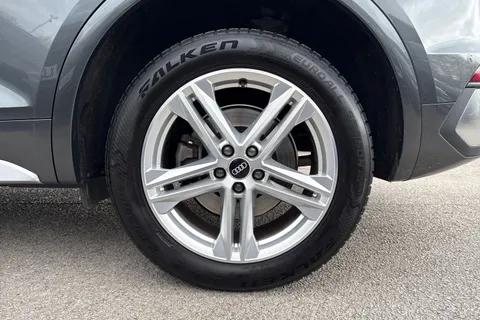 FV71EAK Audi Q5 S line 40 TDI quattro 204 PS S tronic Thumbnail #24