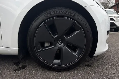 LC23NUK Tesla Model 3 Auto RWD 4dr Thumbnail #8