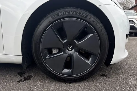 LC23NUK Tesla Model 3 Auto RWD 4dr Thumbnail #23