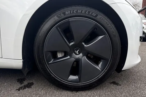 LC23NUK Tesla Model 3 Auto RWD 4dr Thumbnail #25