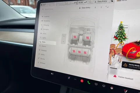 LC23NUK Tesla Model 3 Auto RWD 4dr Thumbnail #30