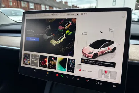 LC23NUK Tesla Model 3 Auto RWD 4dr Thumbnail #31