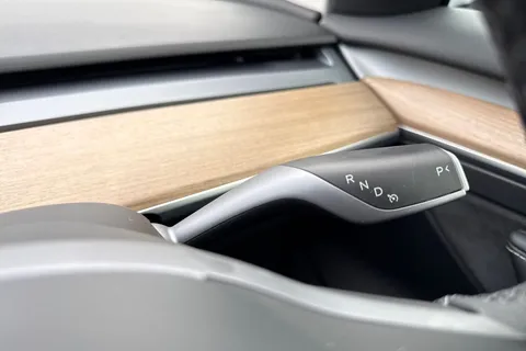 LC23NUK Tesla Model 3 Auto RWD 4dr Thumbnail #45