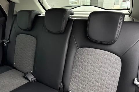 AV20VLP Renault Zoe 100kW i GT Line R135 50kWh 5dr Auto Thumbnail #18