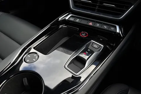 BT72NKP Audi e-tron GT GT quattro 350,00 kW Thumbnail #24