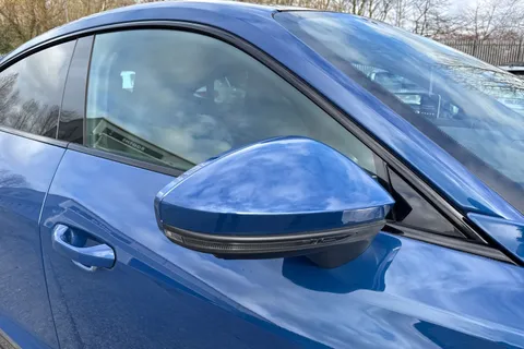 BT72NKP Audi e-tron GT GT quattro 350,00 kW Thumbnail #30