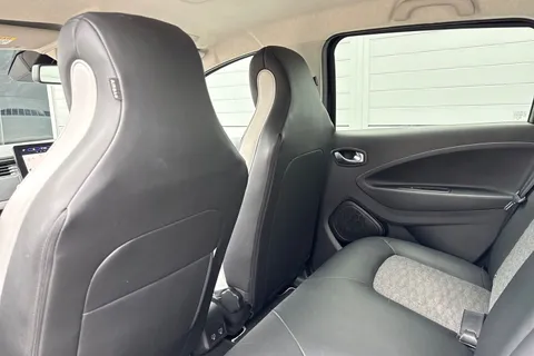 AV20VLP Renault Zoe 100kW i GT Line R135 50kWh 5dr Auto Thumbnail #34