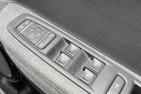 AV20VLP Renault Zoe 100kW i GT Line R135 50kWh 5dr Auto Thumbnail #39