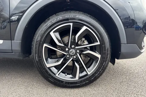 DE73YCH MG Mg Zs 1.5 VTi-TECH Exclusive Euro 6 (s/s) 5dr Thumbnail #11