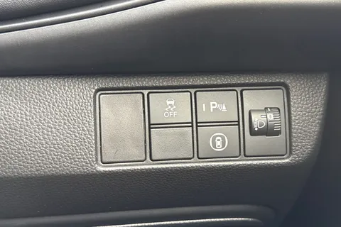 FG22LDD Honda HR-V 1.5 eHEV Elegance 5dr CVT Thumbnail #42