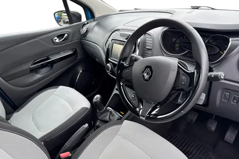 BF65NVJ Renault Captur 1.5 dCi ENERGY Dynamique MediaNav Euro 5 (s/s) 5dr Thumbnail #14