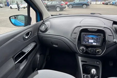 BF65NVJ Renault Captur 1.5 dCi ENERGY Dynamique MediaNav Euro 5 (s/s) 5dr Thumbnail #20