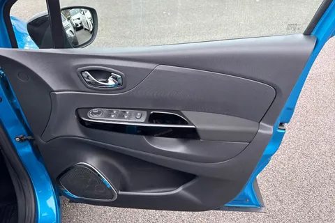 BF65NVJ Renault Captur 1.5 dCi ENERGY Dynamique MediaNav Euro 5 (s/s) 5dr Thumbnail #21