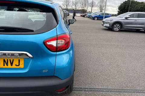 BF65NVJ Renault Captur 1.5 dCi ENERGY Dynamique MediaNav Euro 5 (s/s) 5dr Thumbnail #32