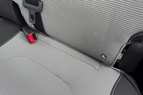 BF65NVJ Renault Captur 1.5 dCi ENERGY Dynamique MediaNav Euro 5 (s/s) 5dr Thumbnail #35