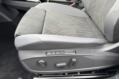 KY75RWJ Volkswagen ID.5 210kW Match Pro 77kWh ⭐Info Pack plus, Style pack, Assistance Package Drive Thumbnail #40