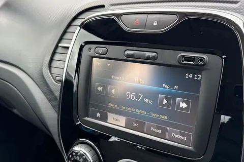 BF65NVJ Renault Captur 1.5 dCi ENERGY Dynamique MediaNav Euro 5 (s/s) 5dr Thumbnail #42