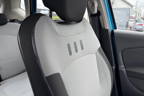 BF65NVJ Renault Captur 1.5 dCi ENERGY Dynamique MediaNav Euro 5 (s/s) 5dr Thumbnail #54