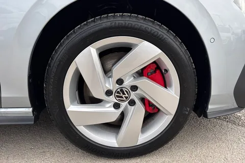 DE75EPJ Volkswagen Golf 1.5 TSI 272 GTE eHybrid 5dr DSG Thumbnail #11