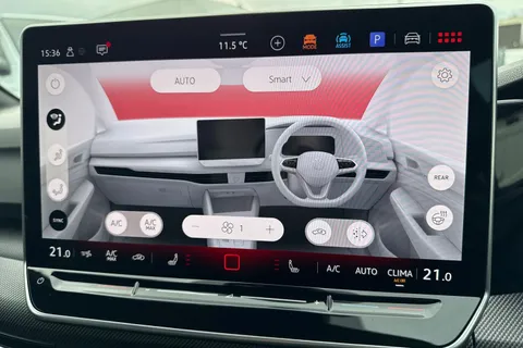 DE75EPJ Volkswagen Golf 1.5 TSI 272 GTE eHybrid 5dr DSG Thumbnail #23