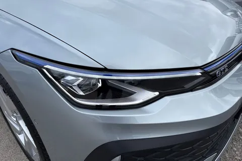 DE75EPJ Volkswagen Golf 1.5 TSI 272 GTE eHybrid 5dr DSG Thumbnail #30