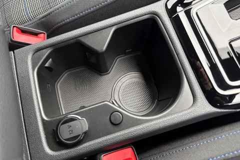 DE75EPJ Volkswagen Golf 1.5 TSI 272 GTE eHybrid 5dr DSG Thumbnail #41